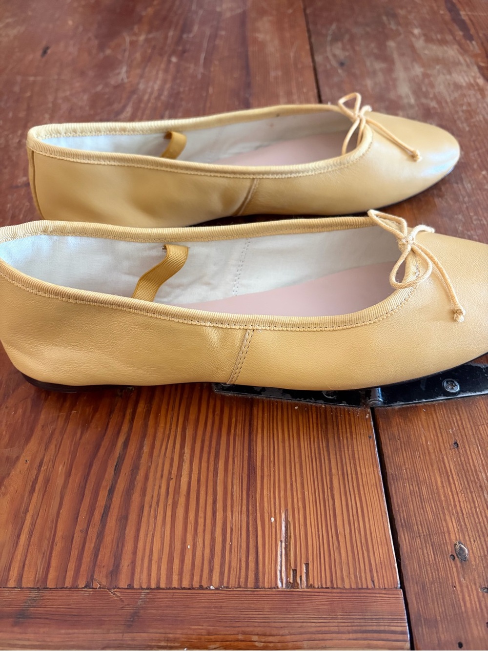 Loeffler Randall Yellow Bow Ballet Flats - Picture 6 of 9